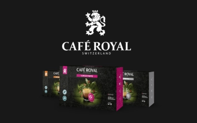 Le logo et boites de café Café Royal